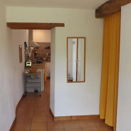 Perissee, Le Petit Apartment *